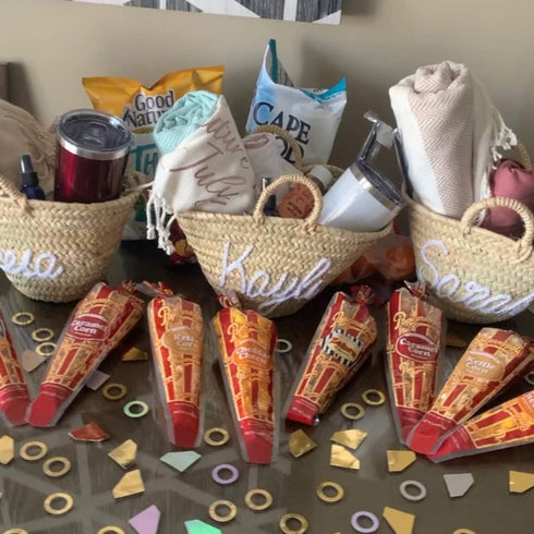 Chic Personalized Straw Bags: Elevate Special Moments!